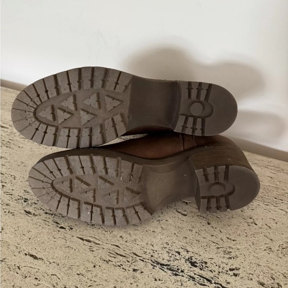 NWOB Steve Madden Apollo boots. Size 11. MSRP $100 - Picture 9 of 11